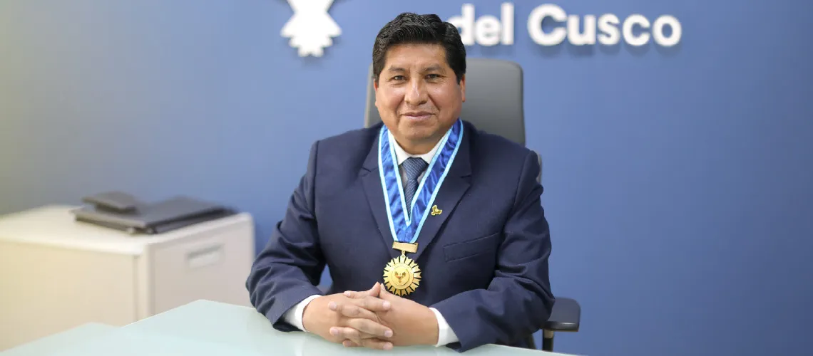 Dr. Luis Amadeo Mendoza Quispe